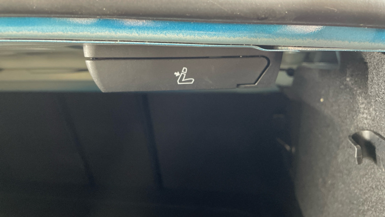 BMW 2 Series 220d M Sport 4dr Step Auto Diesel Saloon